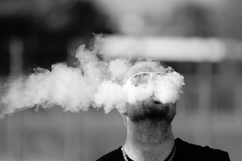 Does-Smoking-Cannabis-Cause-Bad-Breath-Here's-Everything-You-Need-To-Know-3
